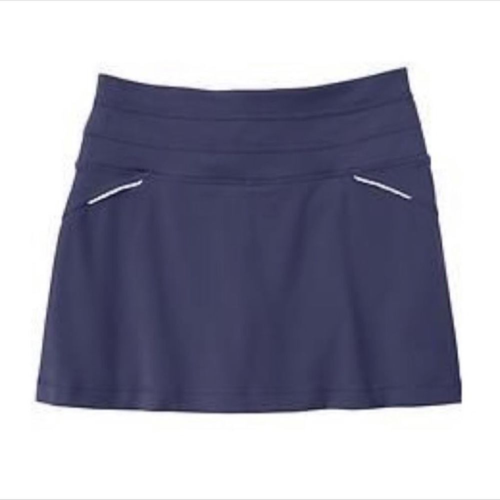 Athleta Relay Skort in navy with a slight purple hue